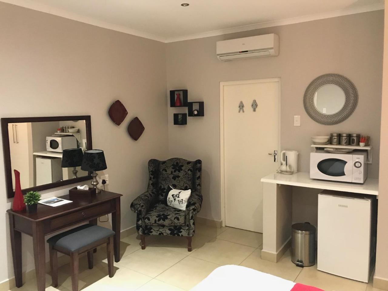 科克斯塔德 44 On Brownlee酒店 外观 照片